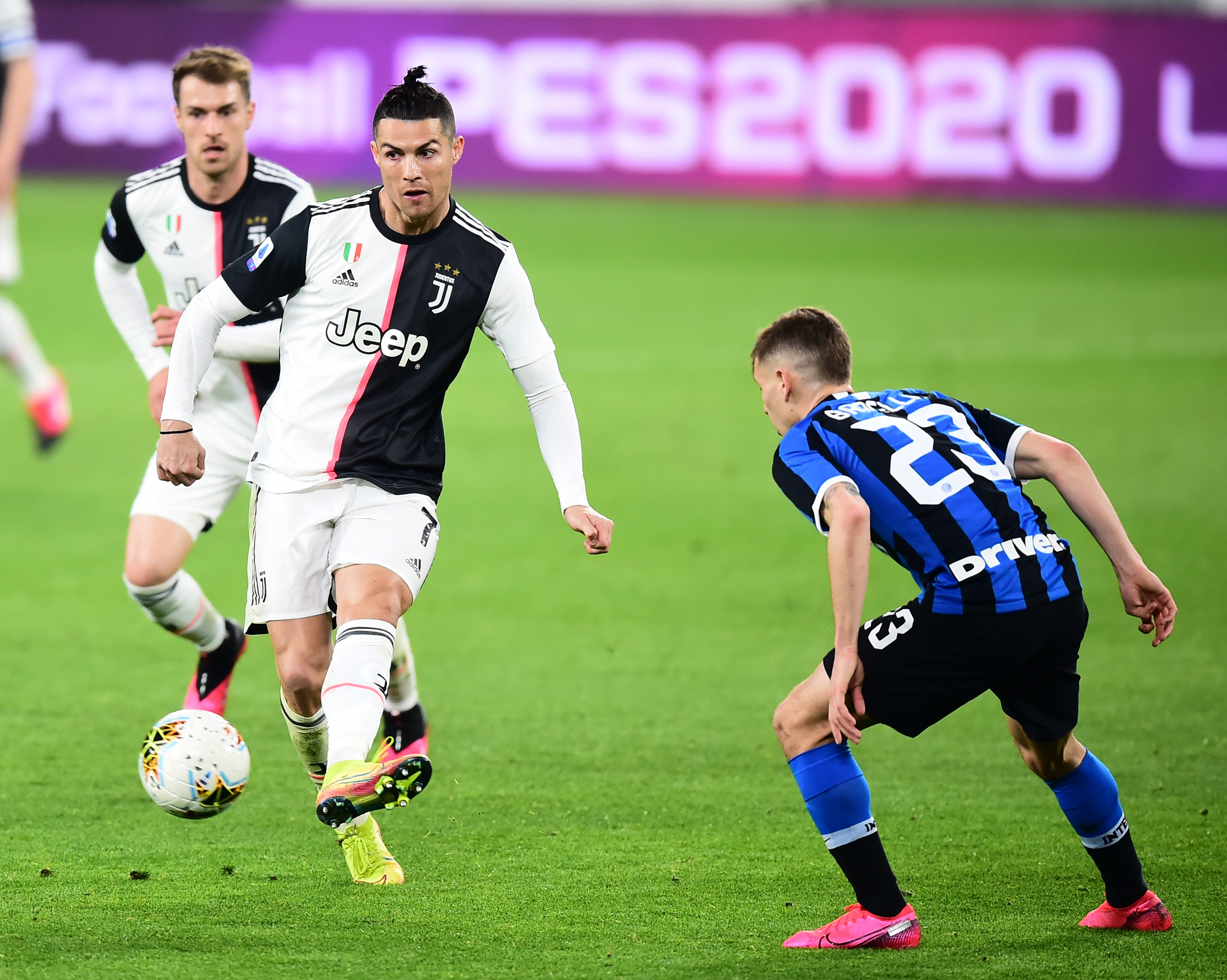 至都开始围 至都开始围