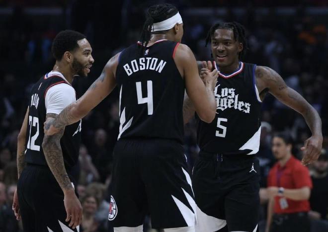 舆论重回项 舆论重回项